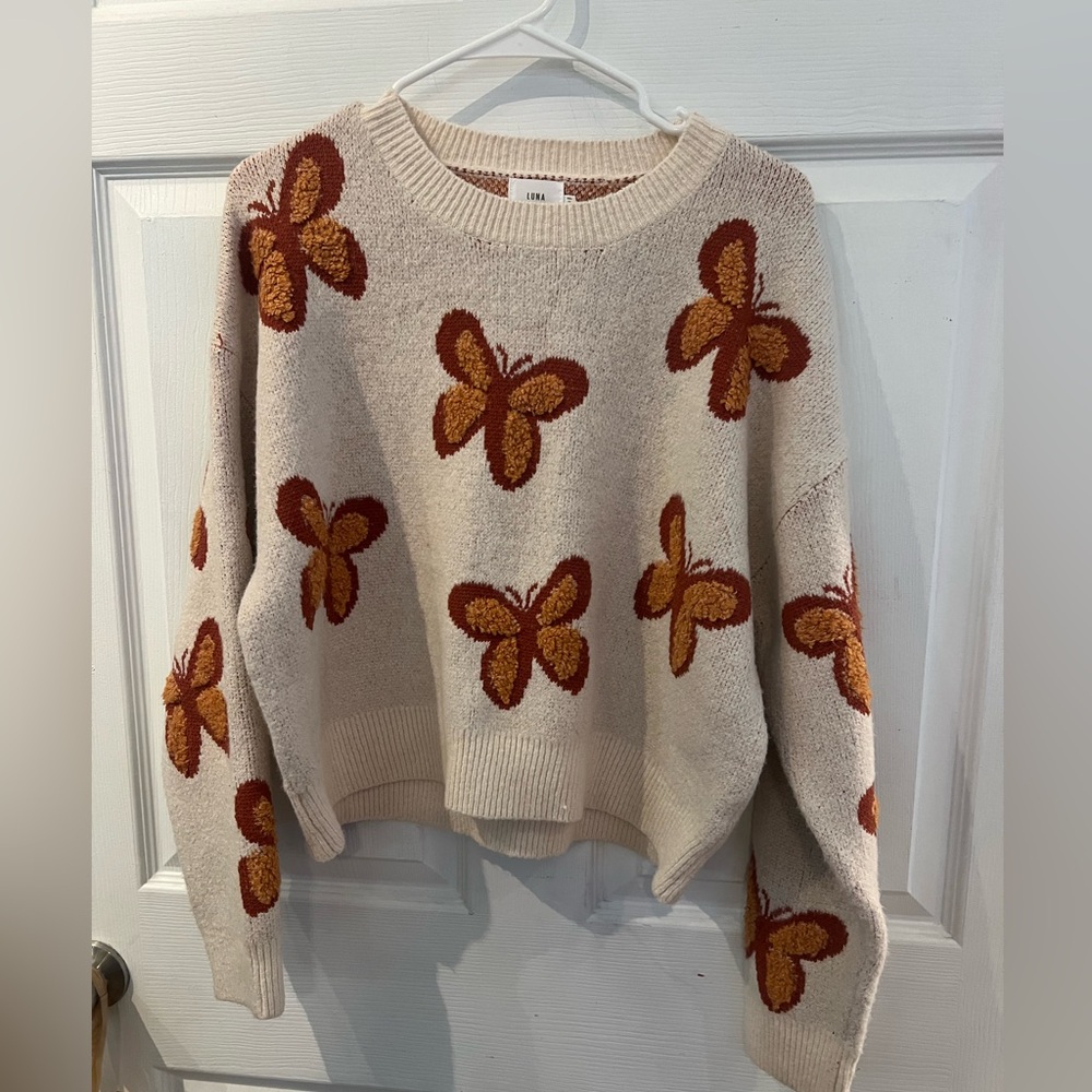Luna Ivy Cream Floral Crewneck Sweater